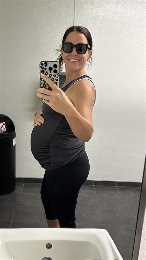 31 weeks today! : r/fitpregnancy