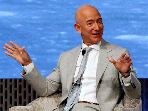 Jeff Bezos Says Banning PowerPoint Meetings Is Single Smartest Thing He ...