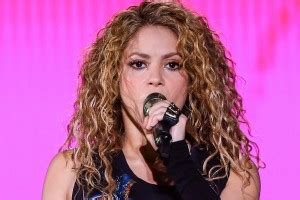 Shakira Colombian pop singer Matte Finish Poster Paper Print ...