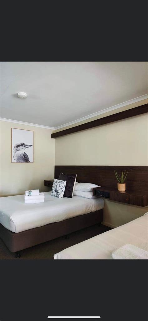 ARATULA HOTEL MOTEL - Lodge Reviews & Photos - Tripadvisor