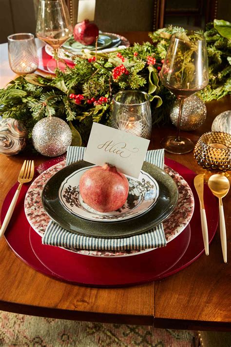 Holiday Feast Table Setting Festive Ways To Decorate The Table For