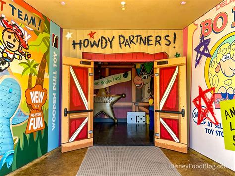 What’s New at Disney’s Hollywood Studios: A NEW Restaurant Is Now Open ...