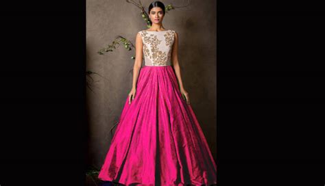 7 Tips To Wash Your Silk Clothes - lifeberrys.com