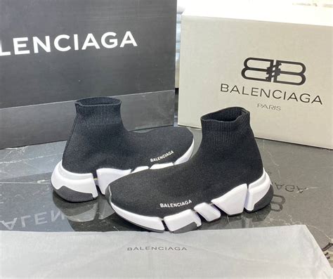 balenciaga ayakkabi corap ayakkabi siyah beyaz