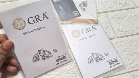 Unveiling the Excellence: Why We Don't Offer GRA Moissanites – Vai Ra