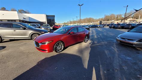 I've had my 2022 Mazda3 for 3 weeks now and I'm still in love with its looks ♥️🥵 : r/mazda3