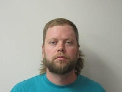 Aaron Taylor Umbreit, a registered Sex Offender in FORT WORTH, TX 76133 ...