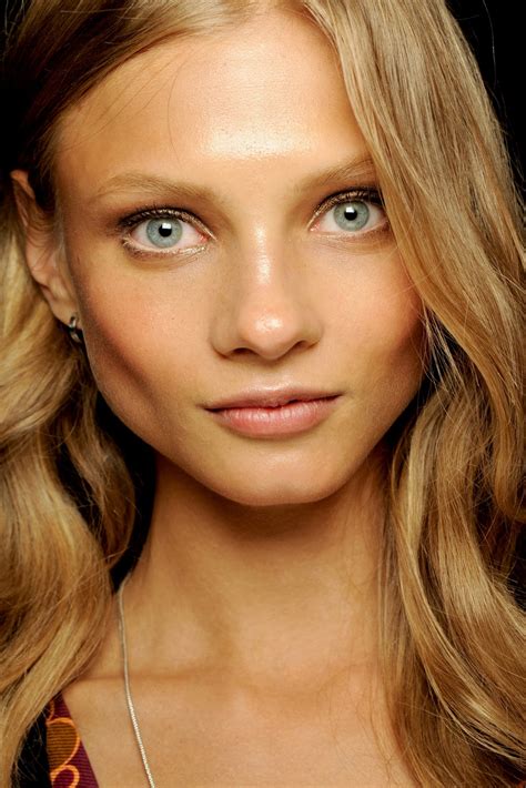 Girl High Cheekbones at Elinor Castiglione blog
