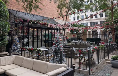 Soho Garden | Downtown Houston open patio cocktail bar on Main st ...