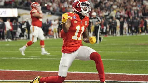 Chiefs releasing St. Pete’s Marquez Valdes-Scantling to save cap space