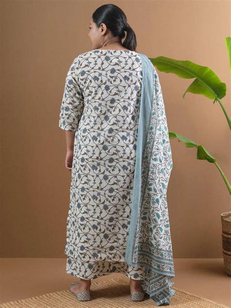 Buy Plus Size Off-White Printed Cotton Straight Kurta With Palazzos ...