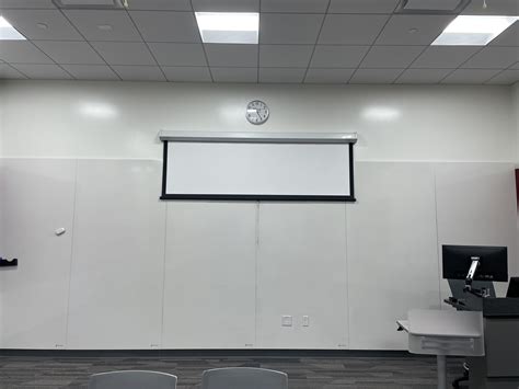 Active Learning Classroom - HC 134 | California State University Long Beach