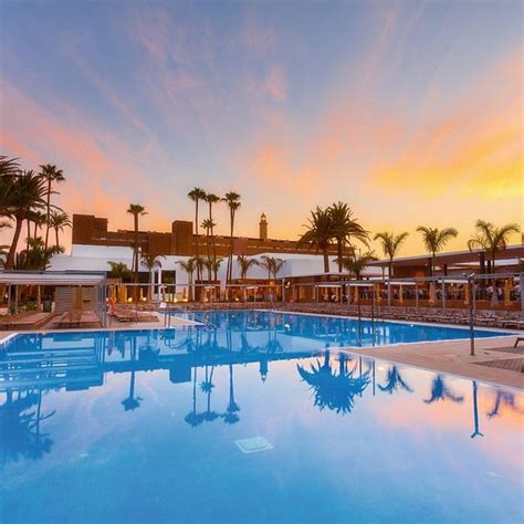 THE 10 BEST Restaurants Near Hotel Riu Palace Oasis