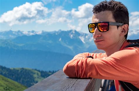 Does Polarized Mean UV Protection? | Hercules
