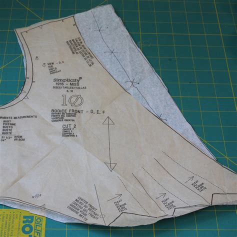 Simplicity Shirt Sewing Tutorial 的图像结果