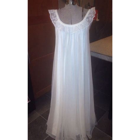 Absolutely beautiful White 1960s Vintage floor length nightgown one ...