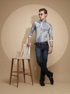 Blue Solid Mid Rise Straight Cotton Blend Jeans