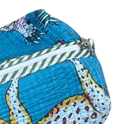 Buy Handloom Bedsheets, 100% Cotton Bed Sheets | theindiglobal ...