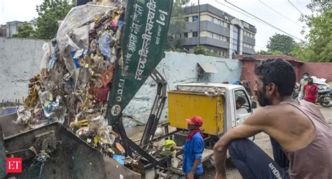 Massive increase - In Delhi, no waste segregation at household level ...