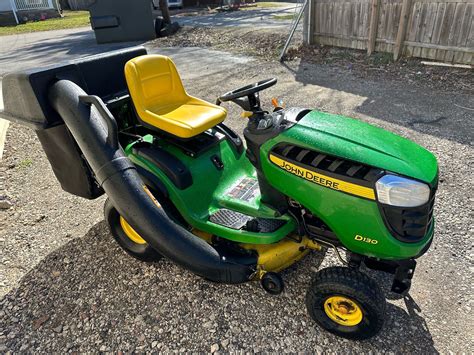 42" John Deere D130 Lawn Tractor W/ Rear Bagger and Snow Plow! - Lawn ...