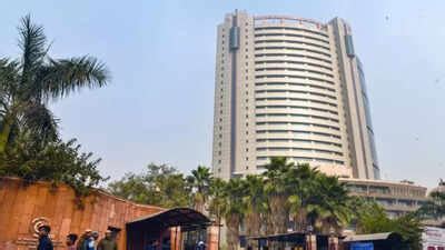 Delhi mayor poll likely after mid-April, MCD starts process for ...