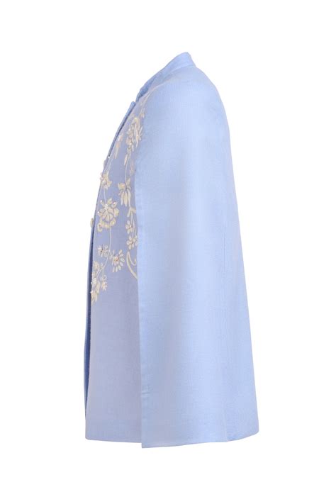 Stay Chic and Cozy with our Blue Floral Vines Cashmere Cape – Taroob.in