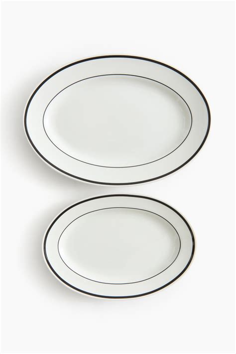 2-pack porcelain serving plates - White/Black - Home All | H&M IN