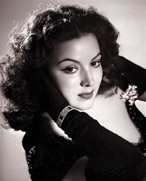 Pin by MARCELLAFG on La Doña- Maria Félix | Movie stars, Ruth roman ...