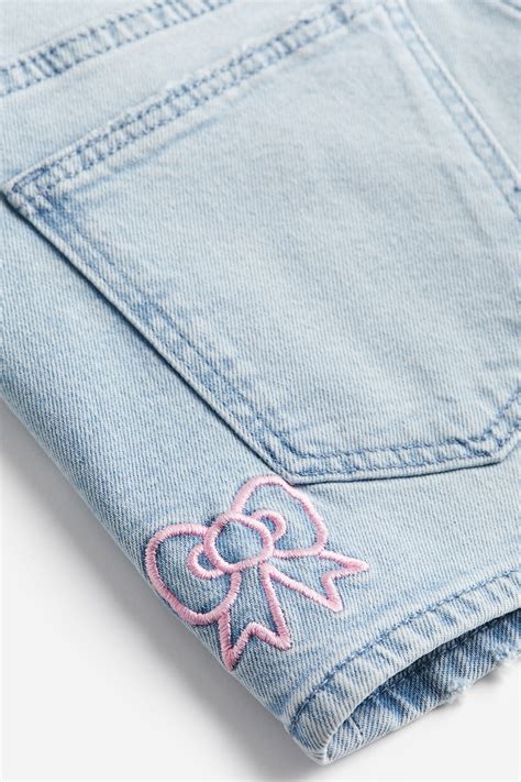 Relaxed Fit Denim shorts - Light denim blue/Hello Kitty - Kids | H&M IN