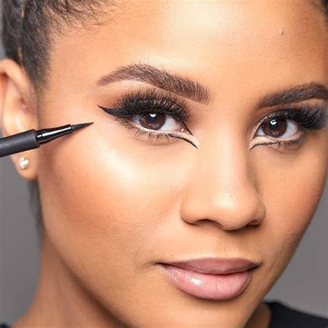 Cat Eye Makeup Tutorial 的图像结果