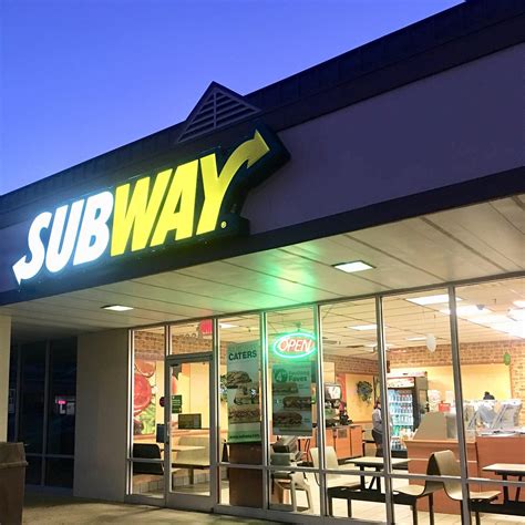 Local Dining Restaurants 的图像结果