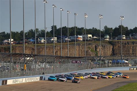 NASCAR: NASCAR Cup Series Races, Standings, Schedule, News and more - Yahoo Sports