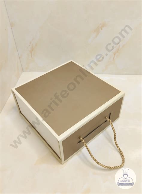 CAKE DECOR™ Gold Beige Folding Hard Hamper Box With Handle | Gift Box ...