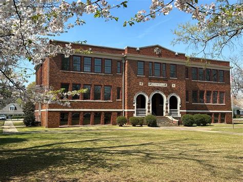 MONROE CROSSING BLUEGRASS-GOSPEL-COUNTRY, 319 College St, Monticello ...