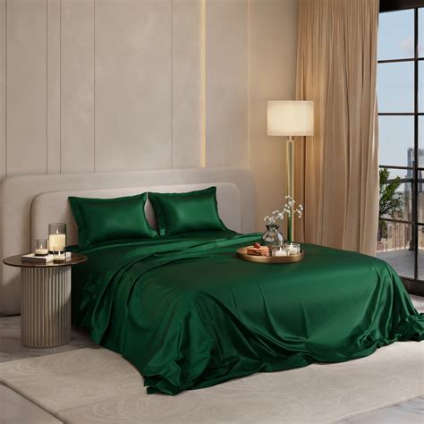Date Night Flat Bedsheets | Vibrant Luxury bedding set | Stoa – Stoa Paris