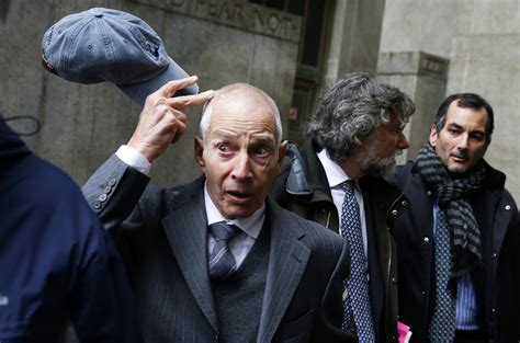 "The Jinx" Director Andrew Jarecki Silent After Robert Durst's Arrest ...