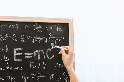 Maharashtra HSC Physics Question Bank 2025 Chapter-Wise | CollegeDekho