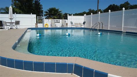CARTER'S MOTEL AND MOBILE VILLAGE (Edgewater) - Motel Reviews & Photos ...