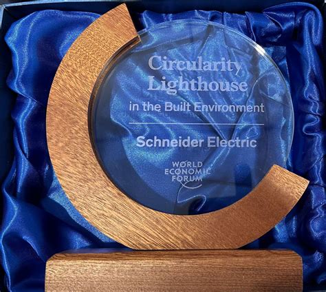 World Economic Forum recognizes Schneider Electric as a Circularity ...