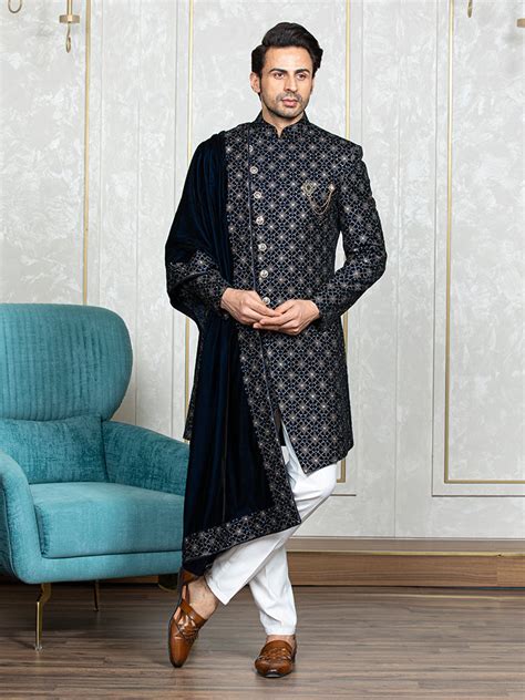 Grey Velvet Embroidered Sherwani Set with Dupatta – Laromani