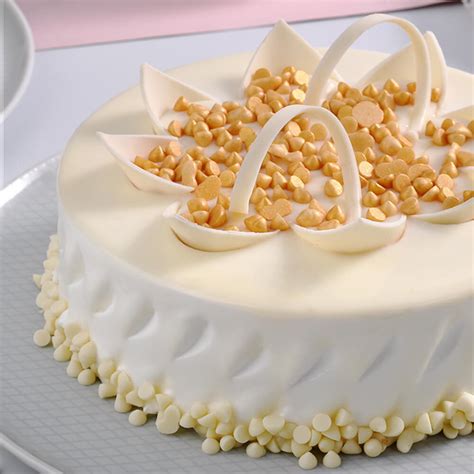 White Chocolate Fantasy Cake – Vanilla & White Chocolate Bliss