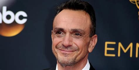 American Actor, Voice Actor Hank Azaria Issues Apology to Every Indian ...