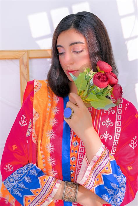 Women's Clothes Sale | Branded Ladies Clothes Sale in Pakistan – Mizaj