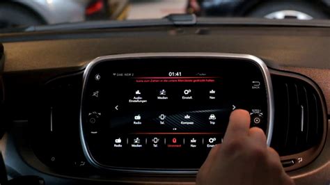 Uconnect Tutorial 的图像结果