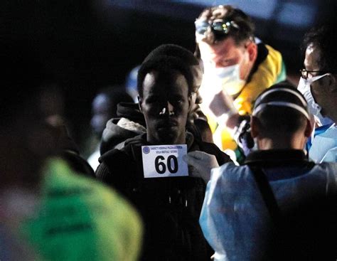 Italy navy finds what is thought to be capsized migrant boat with 800 ...