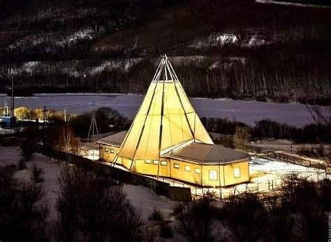 Традиционный чум в этнопарке