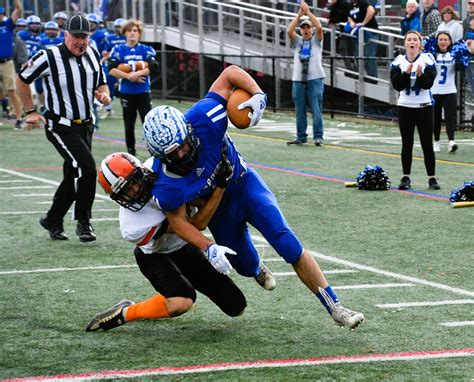Somersworth High School football beats Newport in D-IV championship