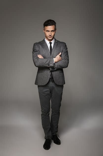 Action Poses Man in Business Suit 的图像结果