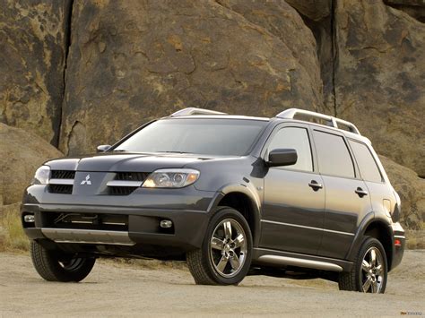 2003 Mitsubishi Outlander - Information and photos - MOMENTcar