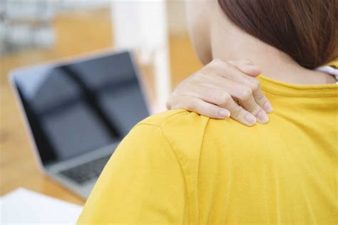 Understanding Pain Between Shoulder Blades